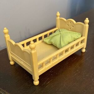 Sylvanian Families SPARES  Single Bunk Bed With Green pillow Calico Critters in